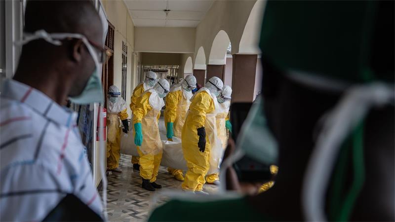 Gesundheitsexperten zufolge stiegen die Fallzahlen bei keinem früheren Ebola-Ausbruch so schnell an wie bei der derzeitigen Epidemie.