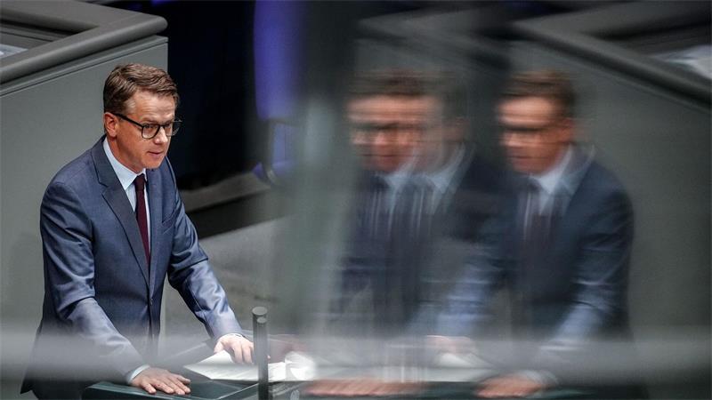 Was bringt die Notfallreform? Gesundheitsminister Carsten Linnemann (CDU) dankte auch seinen Vorgängern für die Vorarbeiten zur Notfallreform.