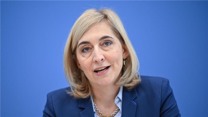 Gesundheitsministerin Warken will schnell eine Gesundheitsreform auf den Weg bringen.
