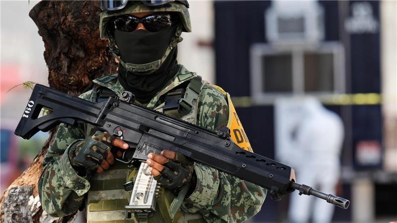 Polizei findet sechs abgetrennte Köpfe in Mexiko Gewalttätige Banden sind in Mexiko in Drogenkriminalität, Erpressung und Benzindiebstahl verwickelt. Sie kämpfen gegeneinander um Einflusszonen. (Archivbild)