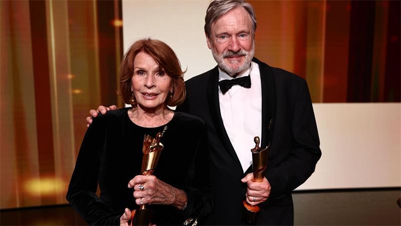 Gewannen beim Deutschen Filmpreis 2026 als Schauspieler: Senta Berger (weibliche Hauptrolle) und Michael Wittenborn (männliche Nebenrolle). (Archivbild)