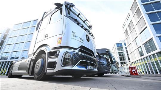 Gewinneinbruch bei Daimler Truck im ersten Quartal.