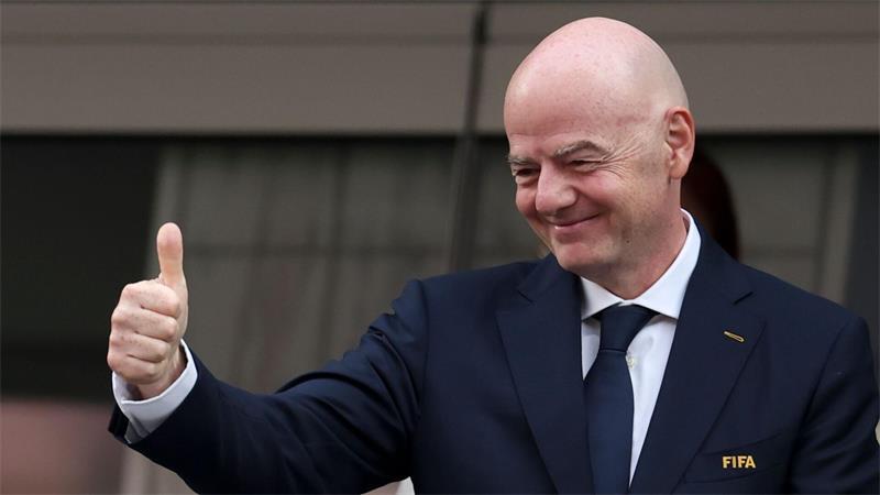 Erholen, besprechen, werben: Debatte um feste WM-Trinkpausen Gianni Infantino äußerte sich positiv zu den Pausen.