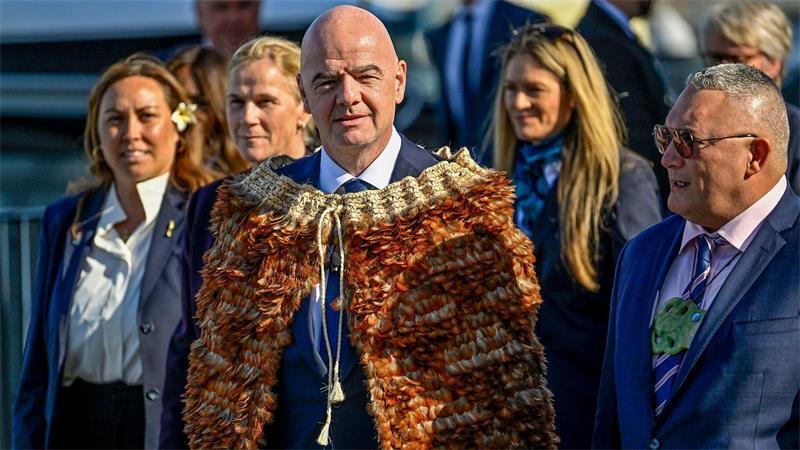 Gianni Infantino, hier bei der Auslosung der Frauen-WM 2023 in Auckland, hat nicht mehr das Vertrauen des neuseeländischen Verbands. (Archivbild)