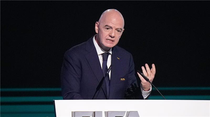 Gianni Infantino kündigt seine erneute Kandidatur als FIFA-Präsident an. 