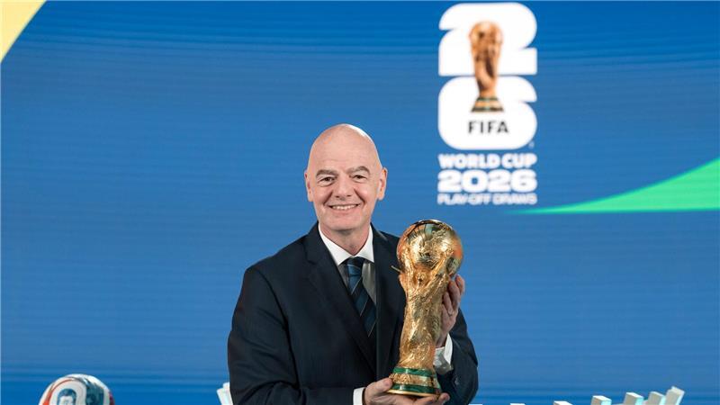 Gianni Infantino zeigt sich glücklich über die Zahl der Ticketanfragen für die WM. (Archivbild)