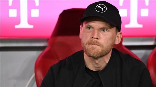 Gladbach-Coach Eugen Polanski steht in den nächsten beiden Spielen unter Druck