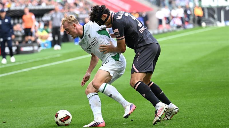 Spektakuläres 3:4: Gladbach verliert auch gegen Mainz Gladbacher und Mainzer lieferten sich enge Duelle.