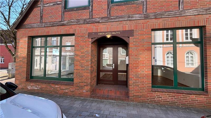 Gleich doppelter Leerstand in Hausnummer 54.