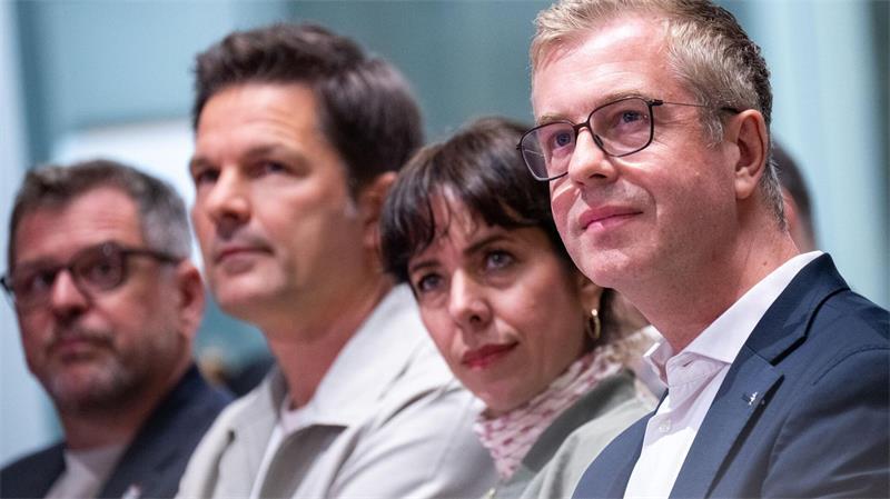 Richtungswahl in Berlin: Übernimmt die Linke das Rathaus? Gleich mehrere Spitzenkandidaten für die Berlin-Wahl am 20. September hoffen auf den Einzug ins Rote Rathaus. (Archivbild)