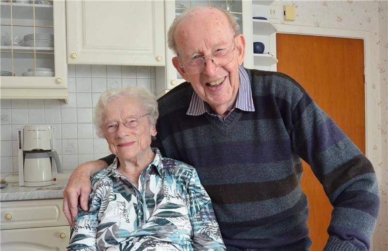 Glücklich verheiratet seit 65 Jahren : Tine und Hans Brandt aus Reith. Foto: Fehlbus