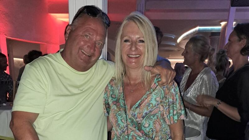 Glücklich verheiratet seit über 30 Jahren - Frank Sauer und seine Frau Nicole auf Reisen