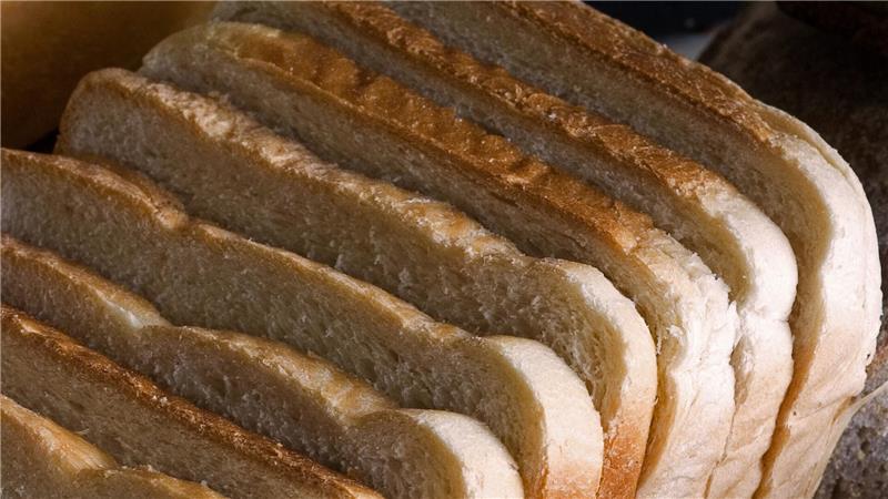 Toast im Test: Nur jede zweite Scheibe punktet mit „gut“ Goldbraun und gut? Stiftung Warentest hat 24 verschiedene Sorten Toast getestet.