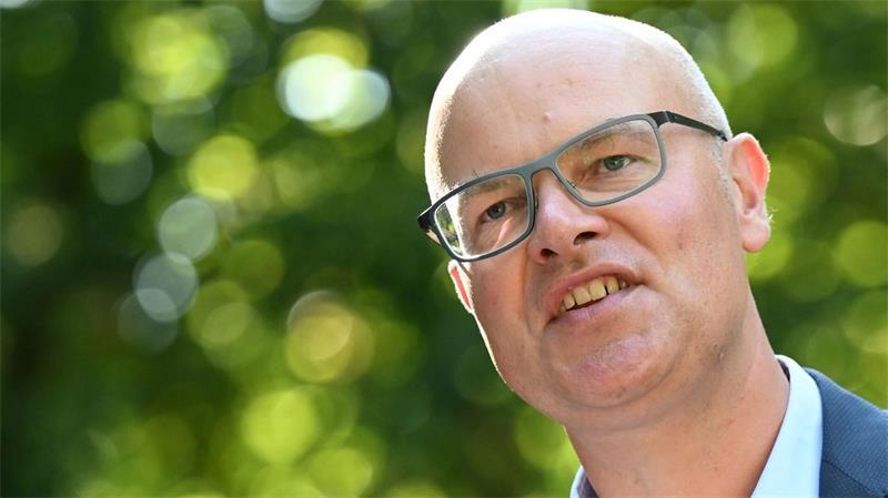 Der Norden will dem Klimawandel etwas entgegensetzen Goldschmidt verlangt mehr Einsatz von Bundeskanzler Merz für Klimaschutz und Klimafolgenanpassung.