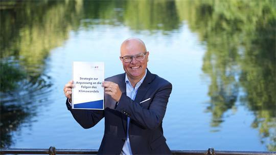 Goldschmidt wirft dem Bundeskanzler vor, beim Thema Klima abzutauchen.