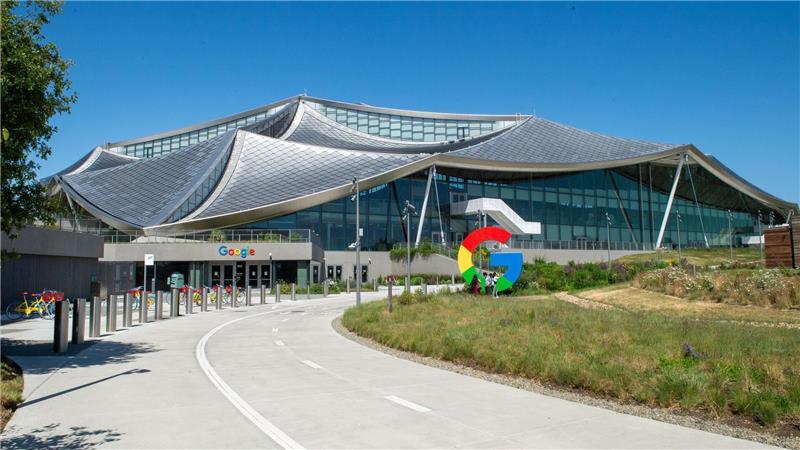 Googles Anzeigenerlöse sind der Geldbringer des Internet-Konzerns. (Archivbild)