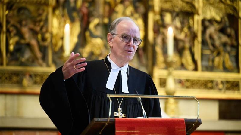 Osnabrücker Bischof ruft zum Reformationstag zu Frieden auf Gottesdienst in Hannover: Landesbischof Ralf Meister bei der Predigt.