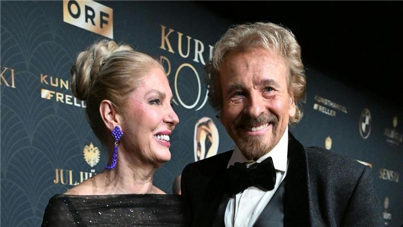 Gottschalks Ehefrau Karina saß bei der Veranstaltung in Kitzbühel im Publikum.