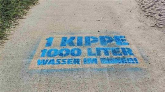 Graffiti auf Krautsand: 50.000 Euro gab es für die Kippenkampagne im Landkreis Stade.