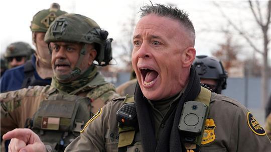 Greg Bovino gilt als Gesicht des rücksichtslosen Vorgehens der Abschiebebehörde ICE. (Archivfoto)