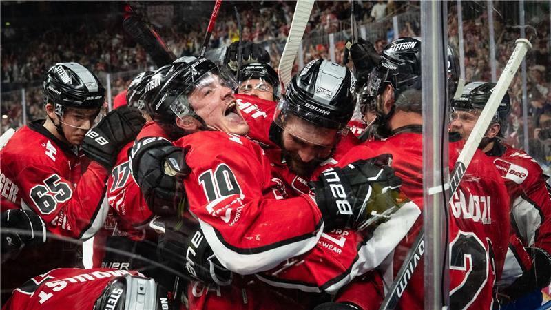 Köln erstmals seit 2014 im Finale - Duell gegen Berlin Grenzenloser Jubel bei den Kölnern nach dem Finaleinzug.