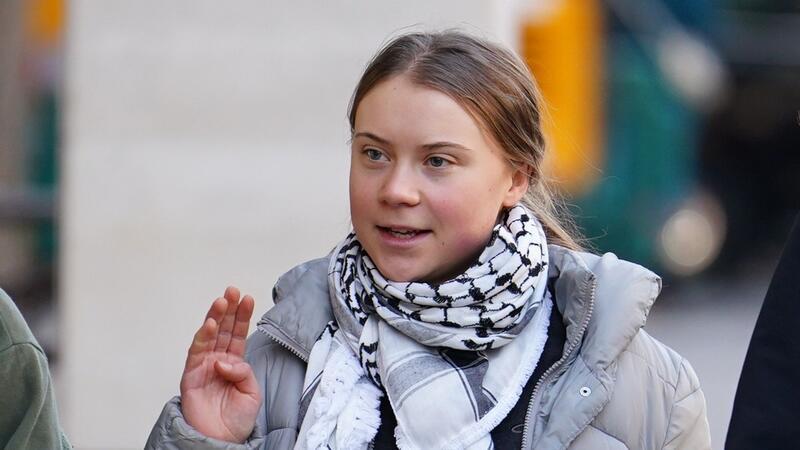 Londoner Prozess gegen Greta Thunberg hat begonnen Greta Thunberg trifft am Westminster Magistrates Court ein.