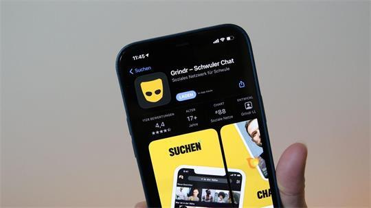 Grindr gehört nach eigenen Angaben zu den weltweit größten sozialen Netzwerken für schwule, bisexuelle, trans und queere Menschen.