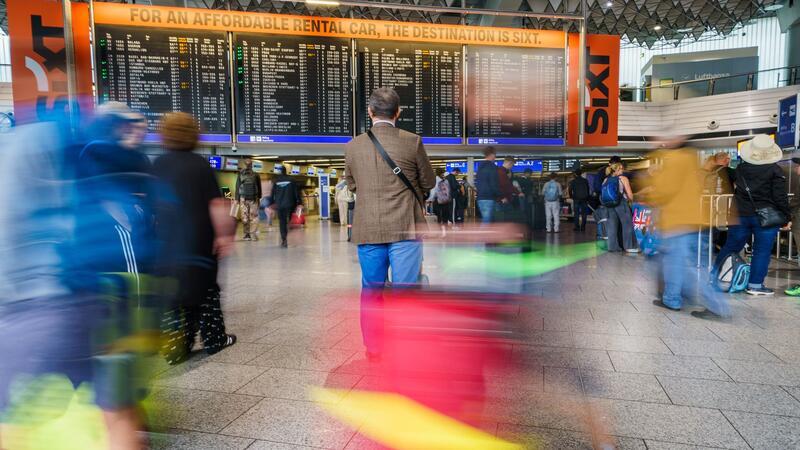Größere Flaschen im Handgepäck sind künftig nicht mehr erlaubt. (Archivbild)