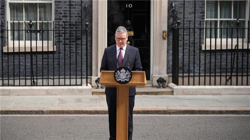 Großbritanniens Premierminister Keir Starmer kündigt seinen Rücktritt an.