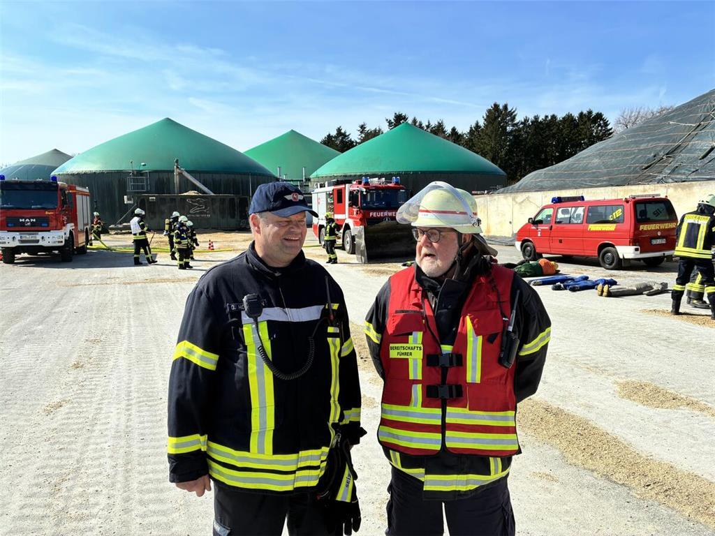 Große Doppelübung in Horneburg und Drochtersen.