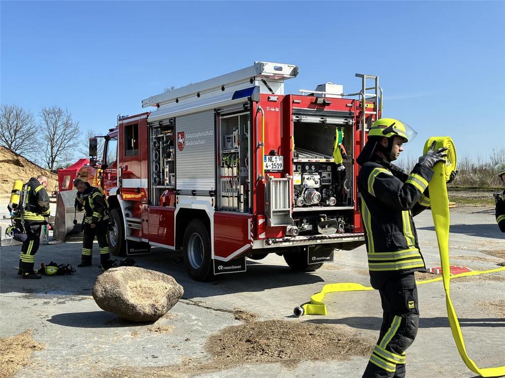 Große Doppelübung in Horneburg und Drochtersen.
