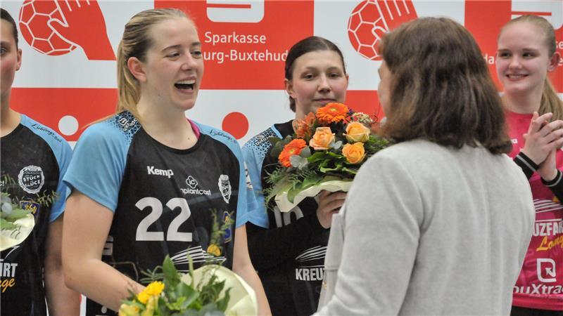 Große Ehre für Levke Kretschmann, die Spielerin der Saison 2024/25.