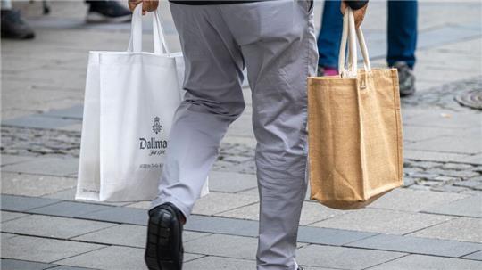 Grund für den Anstieg der Kaufkraft in Deutschland sind unter anderem gestiegene Löhne und eine Erhöhung von Transferzahlungen wie Kinder- und Wohngeld.