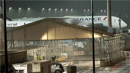 Grund für die Umleitung war laut Airline Brandgeruch im Cockpit. 