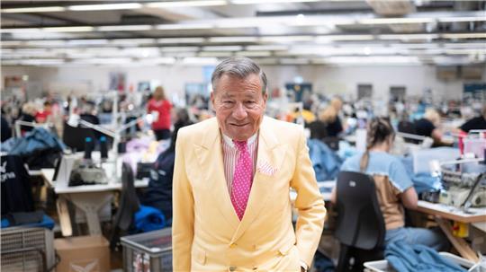 Grupp senior gilt als erfahrener Kaufmann. 
