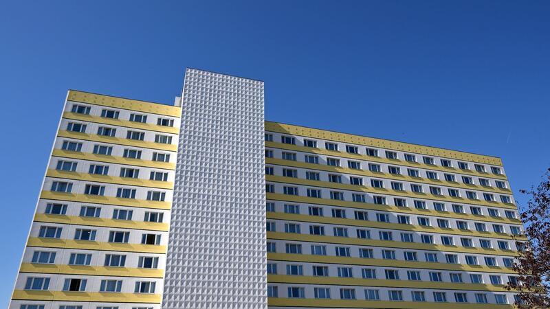Mehr als 30.000 Studierende warten auf Wohnheimplatz Günstig wohnen während des Studiums - Wohnheime sollen es möglich machen, doch es gibt zu wenig Plätze.