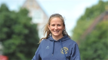 "Gut! Auch wenn ich bei den Cyclassics die Top 10 knapp verpasst habe. Trotzdem hat es für einen Super-Schnitt und eine gute Platzierung gereicht."Viviane Pfennig (38), Fahrerin vom Team Buxtehude, am Sonntag, 16. August 2026.