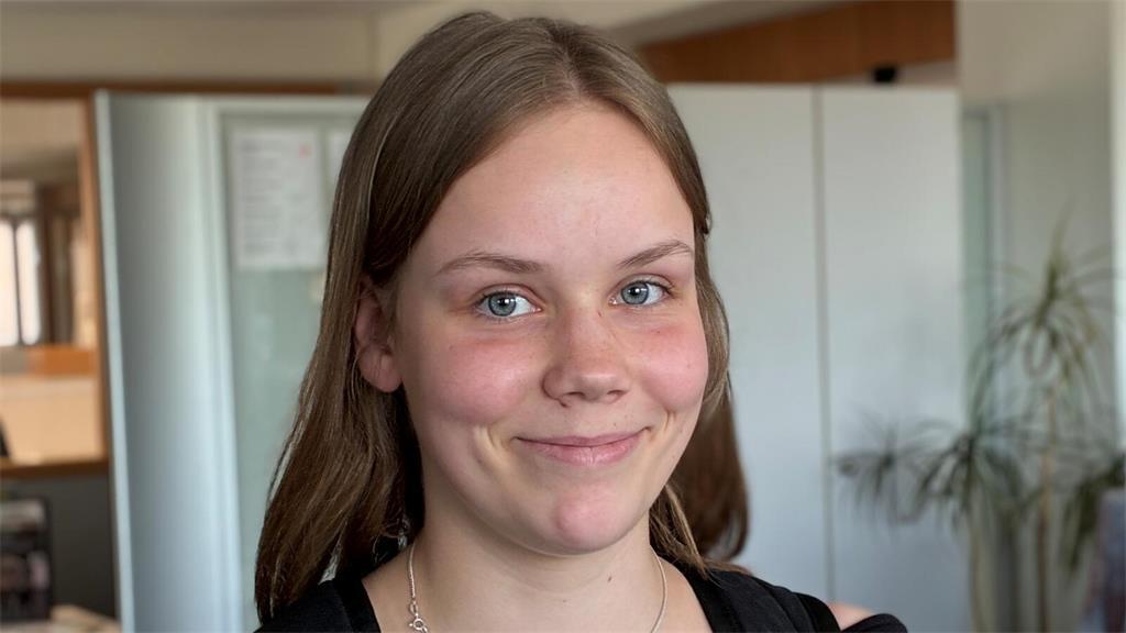 „Gut. Ich freue mich auf mein einwöchiges Praktikum in der TAGEBLATT-Redaktion.“...