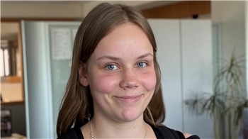 „Gut. Ich freue mich auf mein einwöchiges Praktikum in der TAGEBLATT-Redaktion.“Frida Elfers (15) aus der Wingst, am 22. Juni 2026.