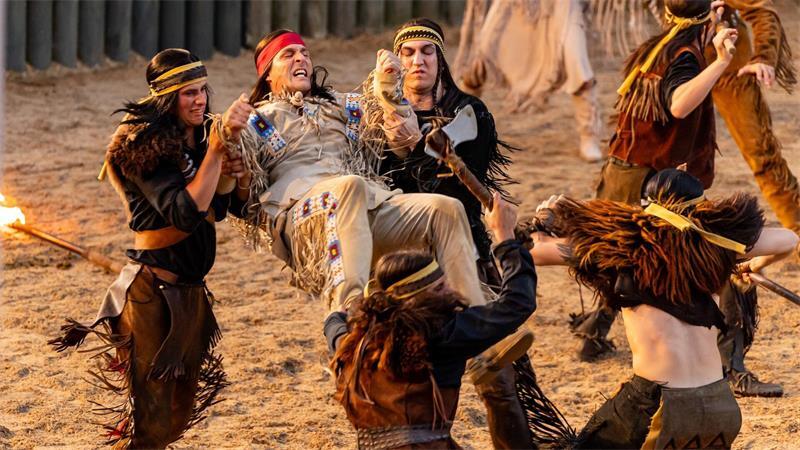 Gut choreografierte Kampfszenen gehören zu den Karl-May-Spielen wie die Pferde und die Felsen als Kulisse.