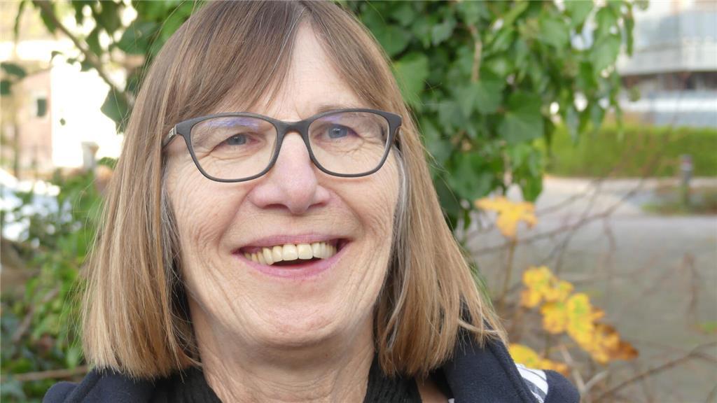 „Gut - ich freue mich, weil ich ehrenamtlich beim Spendenlager Drochtersen und b...