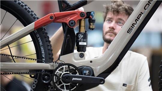 Gut zwei Drittel der Fahrräder werden über den stationären Fachhandel abgesetzt, weitere 24 Prozent kommen über spezialisierte Online-Händler.