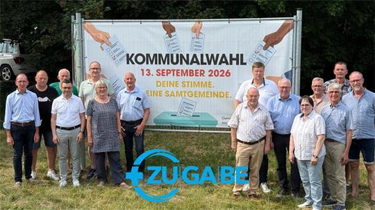 Gute Idee: Parteiübergreifend machen Mitglieder des Samtgemeinderats Horneburg Werbung für die Kommunalwahl. Im Original ist der weiße Ritze-Aufdruck noch zu sehen bei Ralf Kimmel.