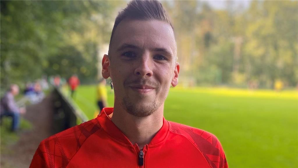 „Gutes Fußballwetter, gutes Spiel! Endlich haben wir uns in der Kreisliga für un...