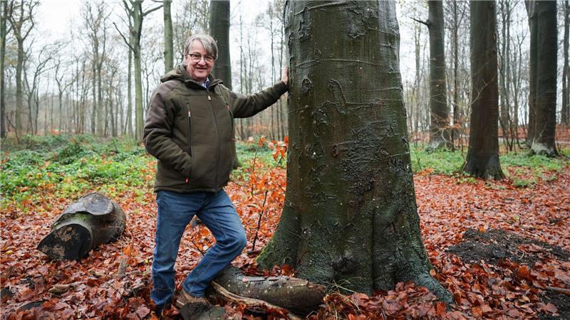 Gutsbesitzer Detlev von Bülow will seinen Wald für die Zukunft fit halten.