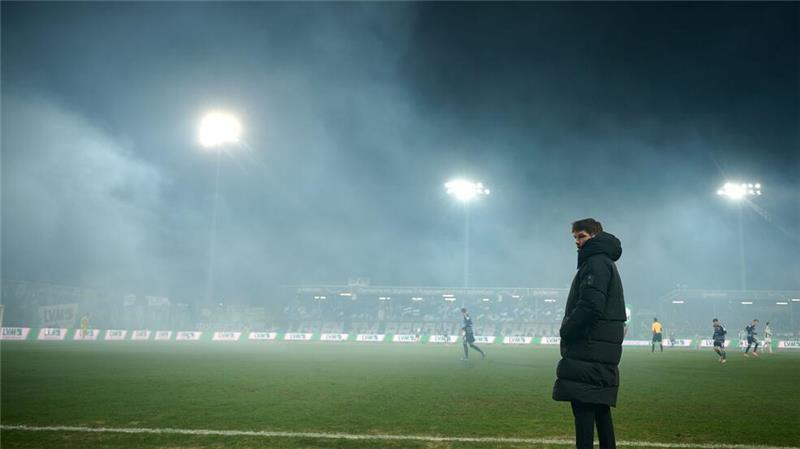 Selkes Kampfansage: „Wir geben weiter Gas“ HSV-Coach Merlin Polzin bleibt weiter ungeschlagen.