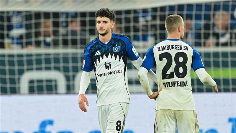 „Tage wie diese“: HSV schwächelt auswärts trotz vieler Fans HSV-Frust: Daniel Elfadli (l.) und Miro Muheim.