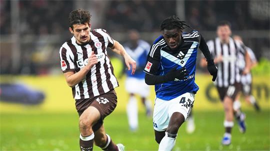 HSV-Profi Fabio Baldé (r) verlässt den Club. (Archivbild)