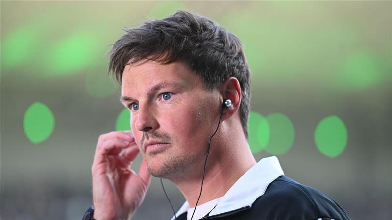 HSV und St. Pauli vor 112. Derby: „Mit aller Macht“ gewinnen HSV-Trainer Merlin Polzin erlebt sein erstes Derby als Chefcoach. (Archiv)