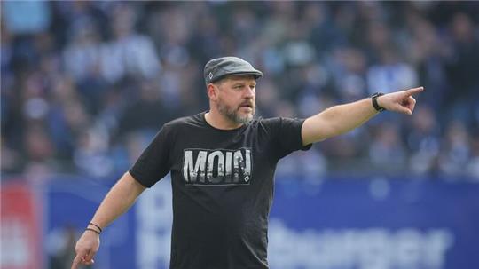 HSV-Trainer Steffen Baumgart musste im Heimpiel gegen Osnabrück trotz Überzahl eine Niederlage hinnehmen.